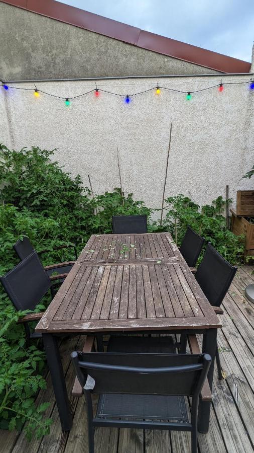 "Maison Verte" - Terrasse - Parking - 10Min Du Metro Montreuil  Luaran gambar